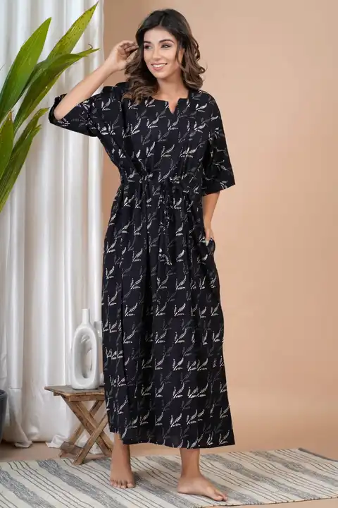 Post image 🍁🍁🍁🍁🍁🍁🍁
*🔶New Arrival..*

*🤩 Summer 🌞 Special...🤩*
*🔶We are launching New Hand Block Printed Cotton Long Night Dress OR Full Lenth Gown. With single Side Pocket..🤩*

*🔶Fabric - 100%  Pure Cotton Hand Block Prints.🤩*
*🔶Size - Free Size Up 38 To 52*
*🔶Lenth 52 inch*

*WhatsApp contact number 8432664211

*🔶Full Stock Available..*