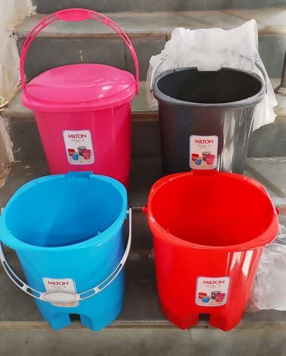 MILTON SOLID CLEAN UP DUSTBIN 12 L.    160₹/PCS.  MRP 300₹ uploaded by Home&kitchan and toys house on 3/6/2021