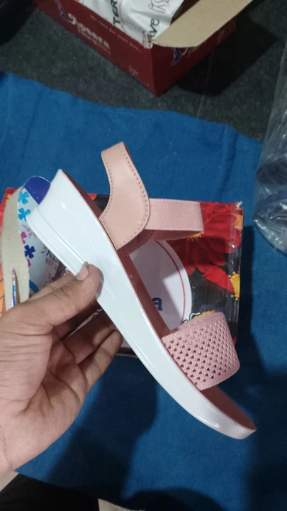 Product uploaded by Shree shyam footwears on 4/25/2023