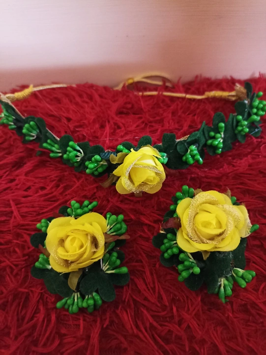 Artificial flower jewelry uploaded by business on 4/26/2023