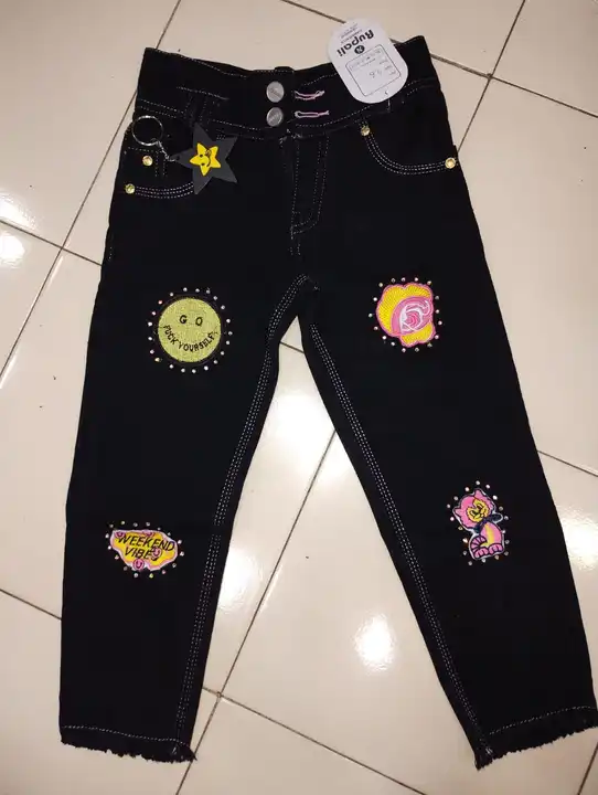 Girls denim jeans uploaded by GOODLUCK HOSIERY on 4/26/2023