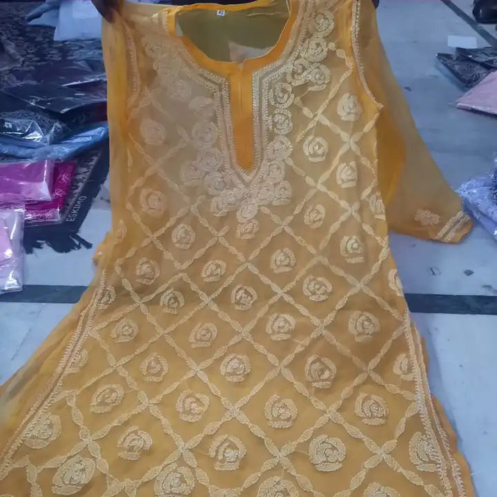 Chicken kurti with inner uploaded by Fashion Mantra on 4/26/2023
