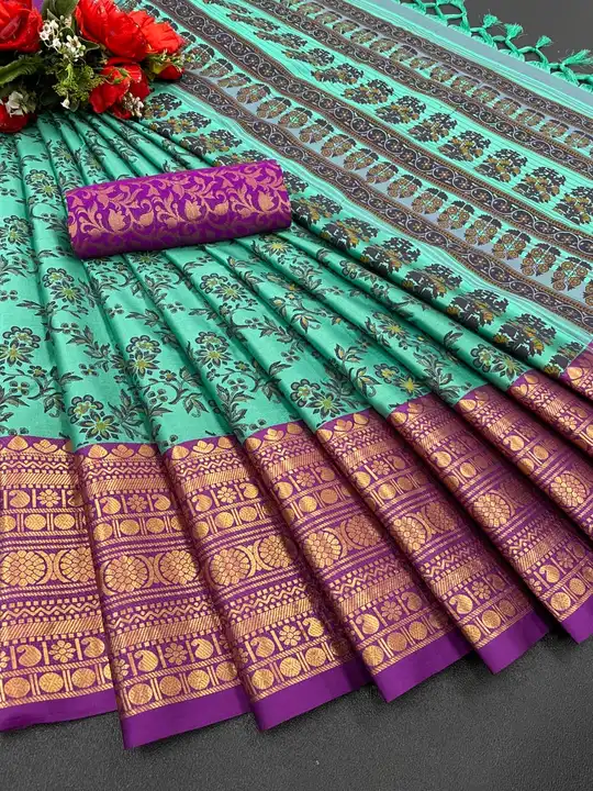 Saree  uploaded by Smartlooks on 4/26/2023