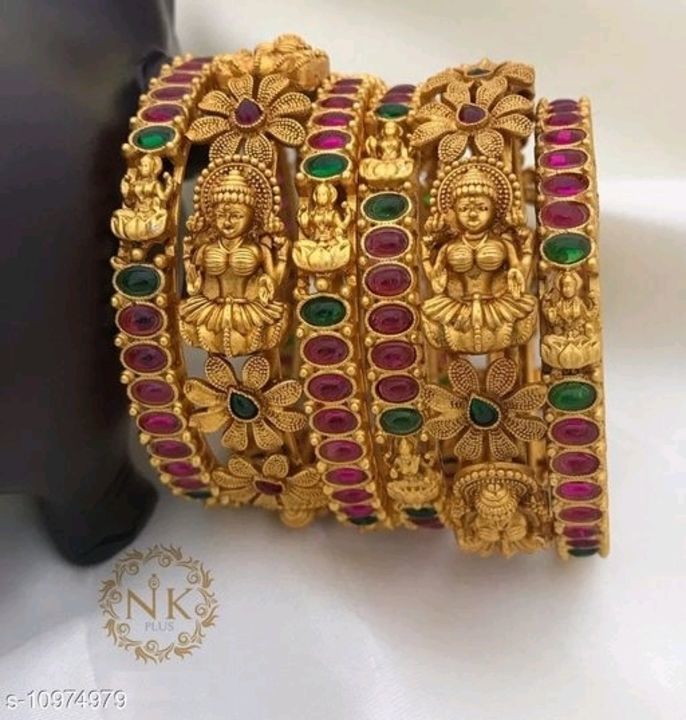 Post image Catalog Name:*Princess Graceful Bracelet &amp; Bangles*
Base Metal: Alloy
Plating: Gold Plated - Matte
Stone Type: Artificial Stones &amp; Beads
Sizing: Non-Adjustable
Sizes: Variable (Check Product Description)
Dispatch: 2-3 Days
Easy Returns Available In Case Of Any Issue
*Proof of Safe Delivery! Click to know on Safety Standards of Delivery Partners- https://ltl.sh/y_nZrAV3