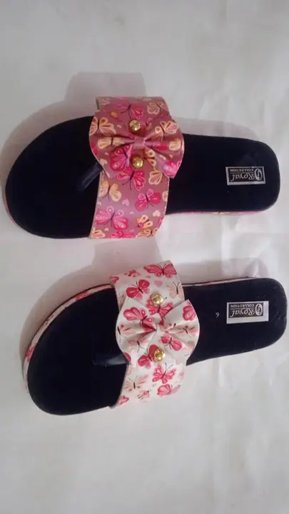 Ladies slippers  uploaded by Mairmo  on 4/27/2023