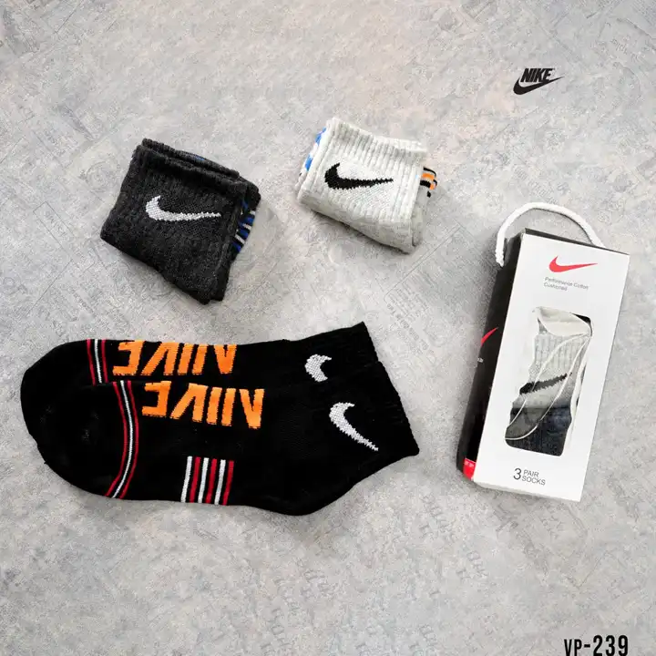 Premium quality Multi brand socks
 *Jockey* , *Adidas* , *Reebok* , *Nike* 
Mixed brand packing
Ankl uploaded by Rhyno Sports & Fitness on 5/25/2024