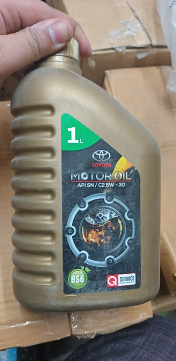 Engine oil Toyota uploaded by business on 4/27/2023
