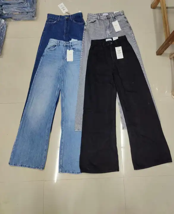 EXPORT SURPLUS JEANS  uploaded by TIP TOP COLLECTION on 4/27/2023