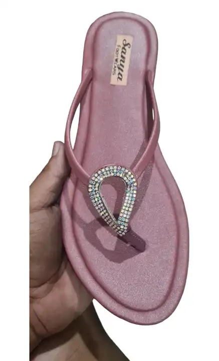 Product uploaded by Al fine footwear jajmau kanpur on 4/27/2023