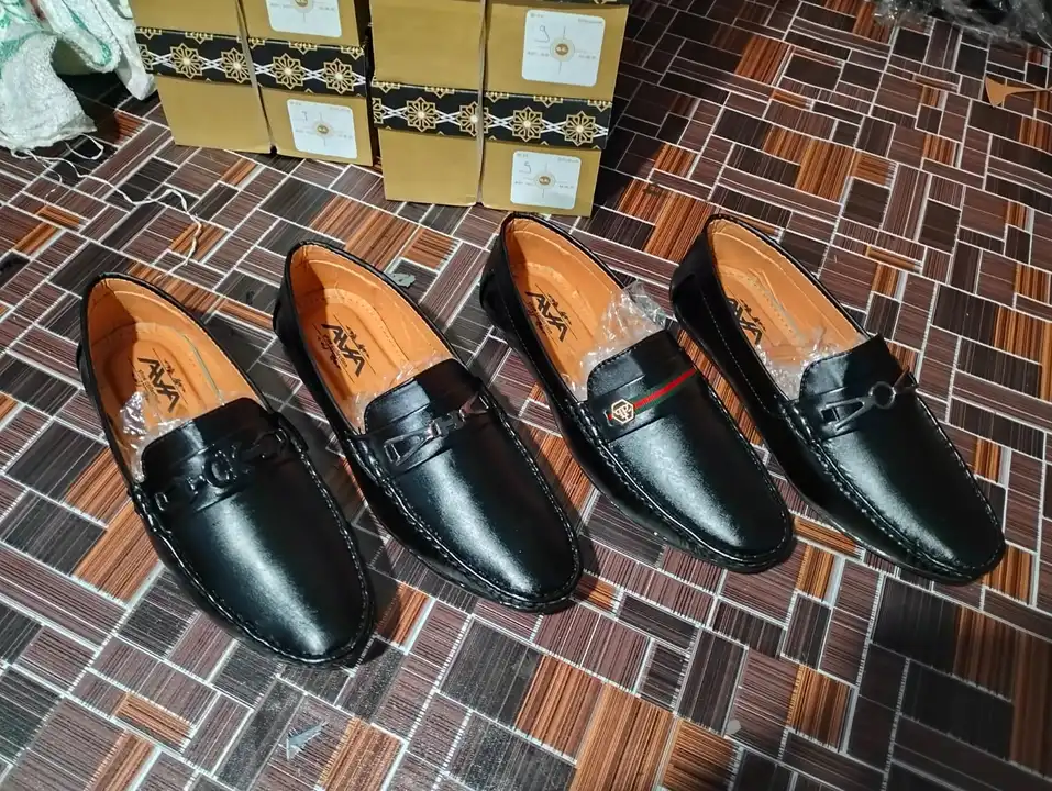 Black loafers shoes for Men's uploaded by Milky Way on 4/27/2023