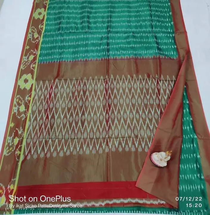 Pochampally Handloom Ikkat Sicko Pattu With Blouse Designer Sarees. Order for 📞+04 uploaded by KS HANDLOOM on 4/27/2023
