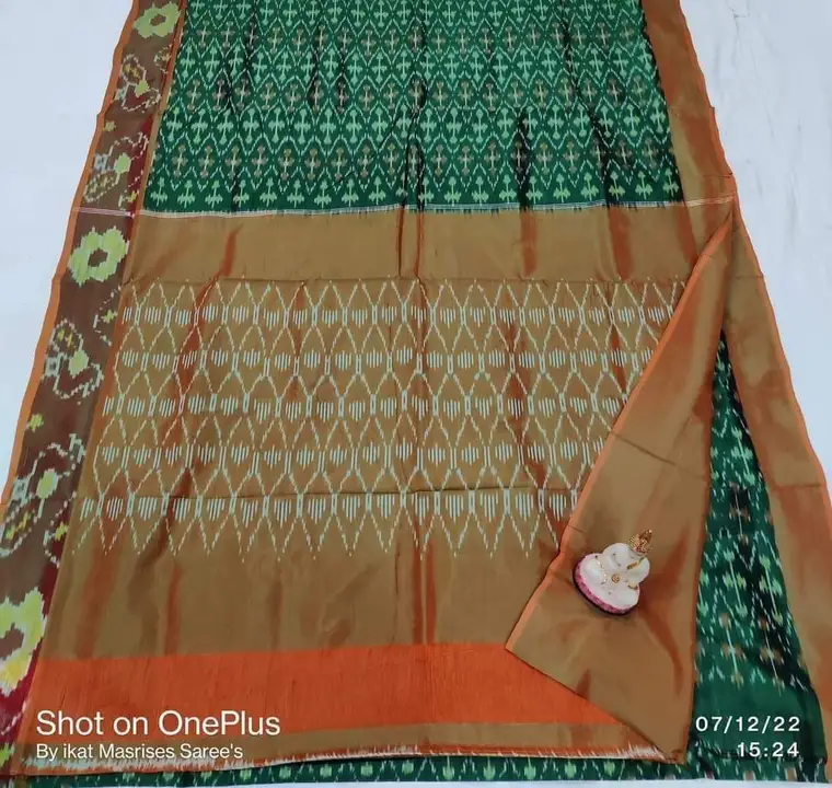 Pochampally Handloom Ikkat Sicko Pattu With Blouse Designer Sarees. Order for 📞+04 uploaded by KS HANDLOOM on 4/27/2023