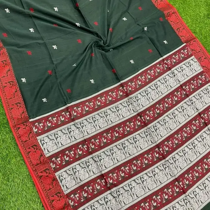 Handloom cotton saree uploaded by business on 4/27/2023