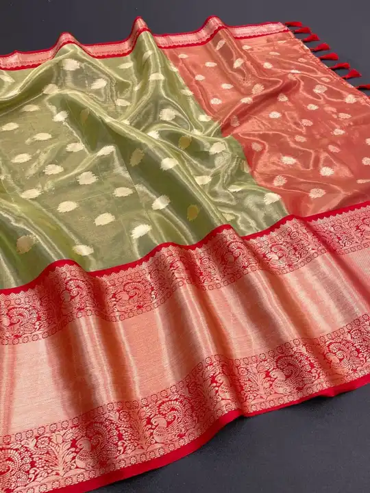 Soft Banarasi Handloom pattu saree uploaded by Miss Lifestyle on 4/27/2023
