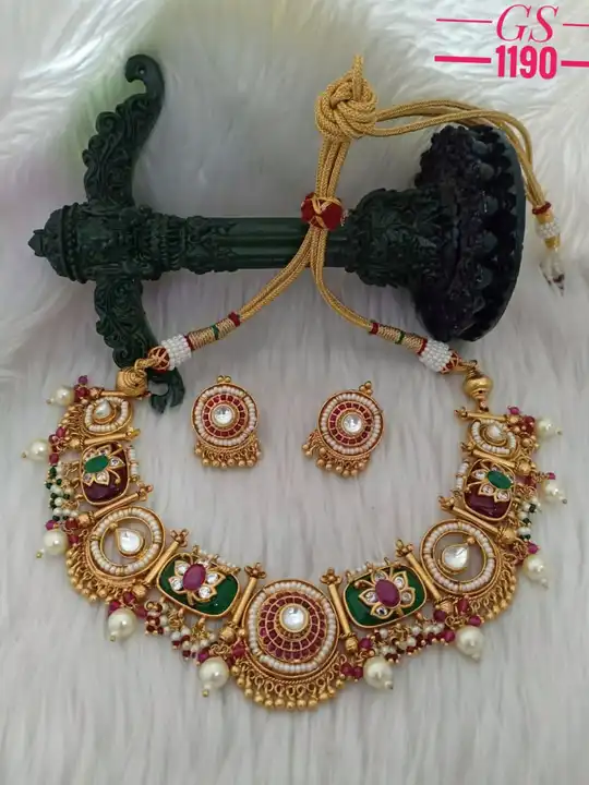 Kundan necklace set  uploaded by Sb designs on 4/28/2023