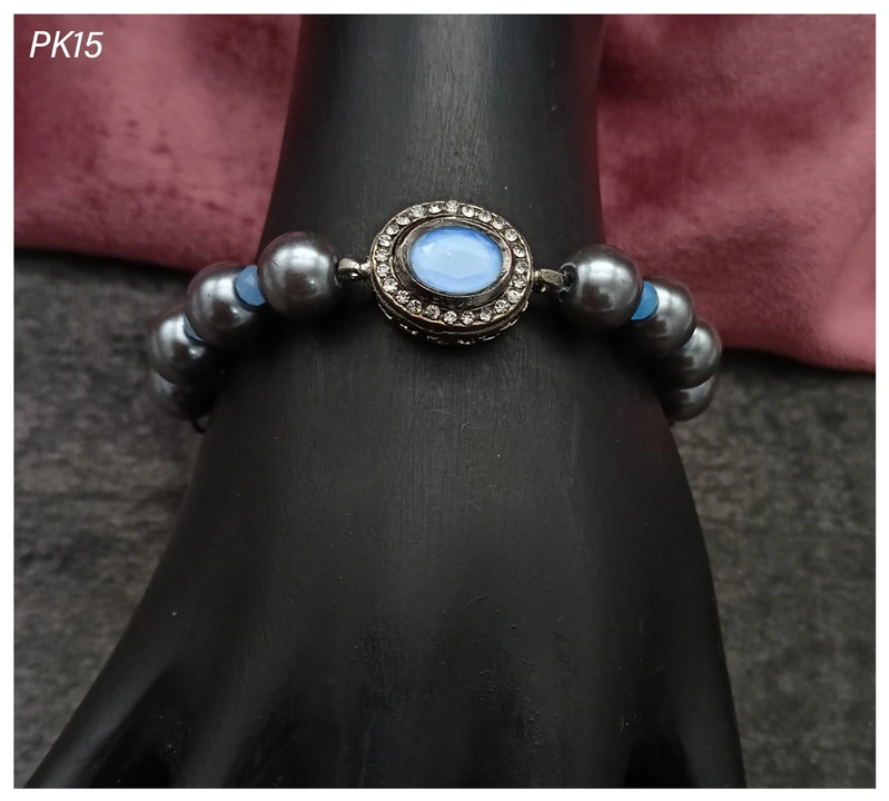Kundan peal bracelet  uploaded by Sb designs on 4/28/2023