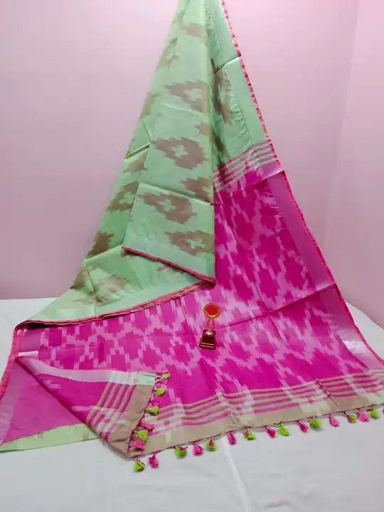 Linen saree  uploaded by WeaveMe India on 4/28/2023