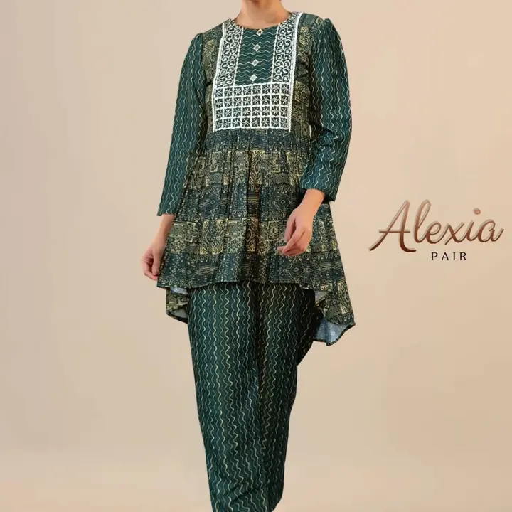 Post image Alexia Western wear Pair

- Colour - 6

- Original mirror work

- Fabric :- Cotton muslin with Print 

- Size - m, l, xl, xxl. 

PRICE - 880+$