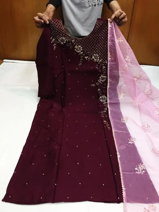 Post image 1100₹ RAW SILK KURTI WITH HAND EMBROIDERY AND BHANDEJ DUPATTA SIZE L,XL,XXL,5XL (40,42,44,50) (shipping extra)