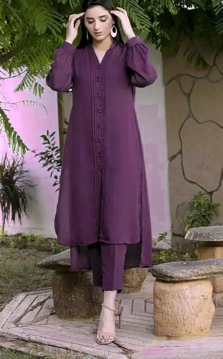 Post image Crepe Suit With Pant

Fabric : Imported Crepe 

Available Size : L, XL &amp; XXL

MOQ : 15 Pcs

GST + Transportation Extra