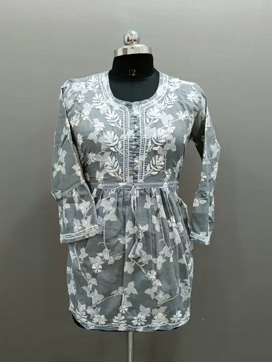 Short kurti
Fabric printed cotton
Length 32 
Size 40 to 46 
Printed & ghass patti work uploaded by DF Chicken Factory on 4/29/2023