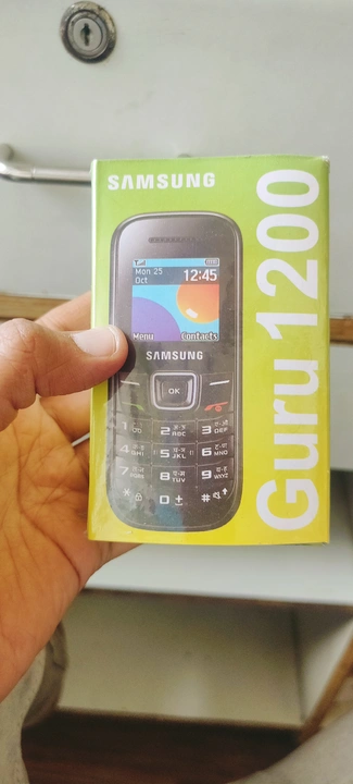 Post image Samsung Guru 1200 and Nokia 105 imported refresh mobile