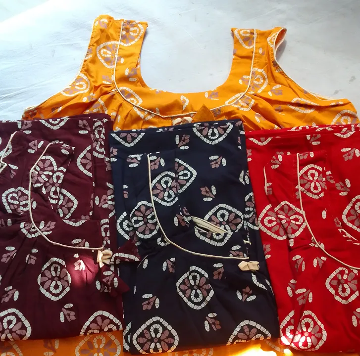 Piping Round nech uploaded by SNEHA DRESSES  on 4/29/2023