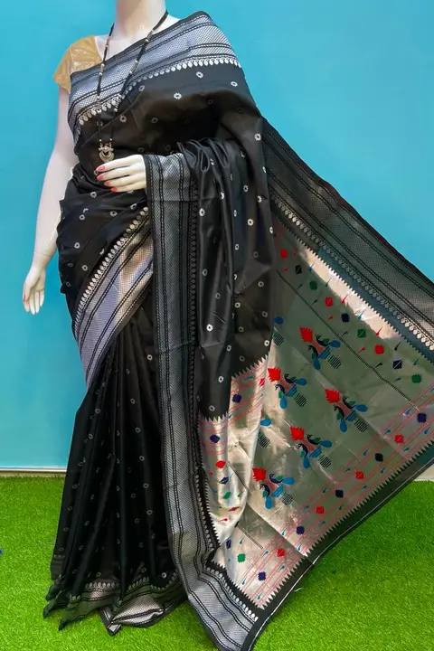 Double pallu paithani uploaded by SAMARTH PAITHANI WHAT'S UP 8087211077 on 4/29/2023