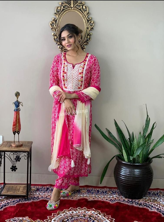 M/38 to XXL/44, melanage kurti with pant and chiffon dupatta heavy real gota work and  thread embroi uploaded by Online Ladies Dresses on 4/30/2023