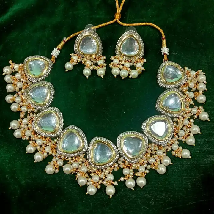 Ad Kundan neckless  uploaded by Rehaman beauty jewellars on 4/30/2023