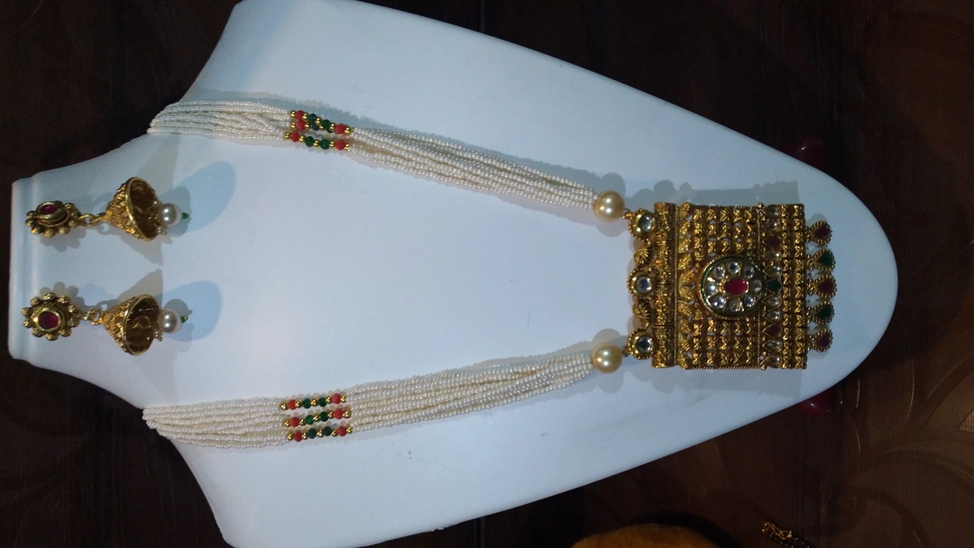 Manglsutra + chaine uploaded by Shreemayi imitation jewellery art on 4/30/2023