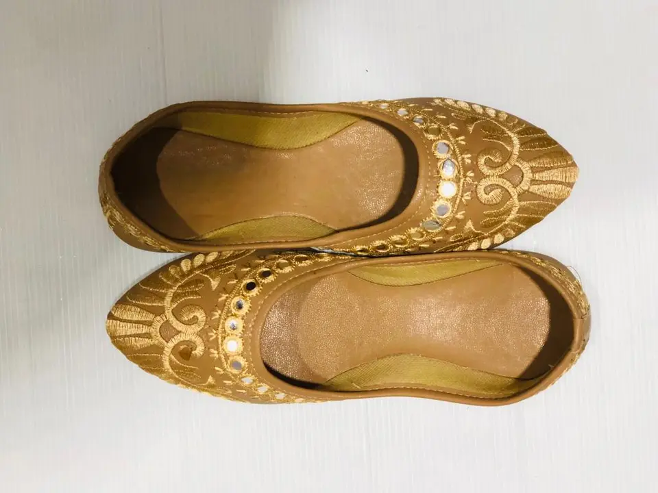 FRESH WOMEN'S MOJDI (BELLY)

ALL SIZES ADULT SIZES

AVAILABLE=4000 PAIRS

*RATE 95 FIX*

MOQ 200 uploaded by Krisha enterprises on 4/30/2023