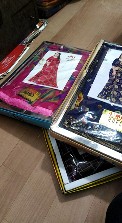 Saree call for price rates negotiable  uploaded by Krishna saree center on 4/30/2023