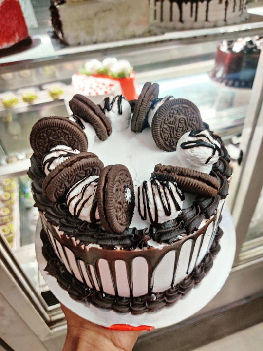 chocolate Oreo Cake uploaded by Cake shop on 5/29/2024