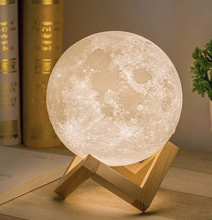 Post image I want 11-50 pieces of Moon 3D 7 colour chaning night lamp  at a total order value of 1000. Please send me price if you have this available.