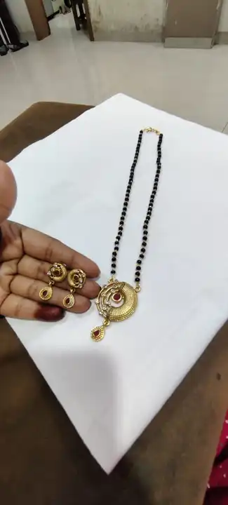 Gold look like mangalsutra  uploaded by Sb designs on 5/29/2024