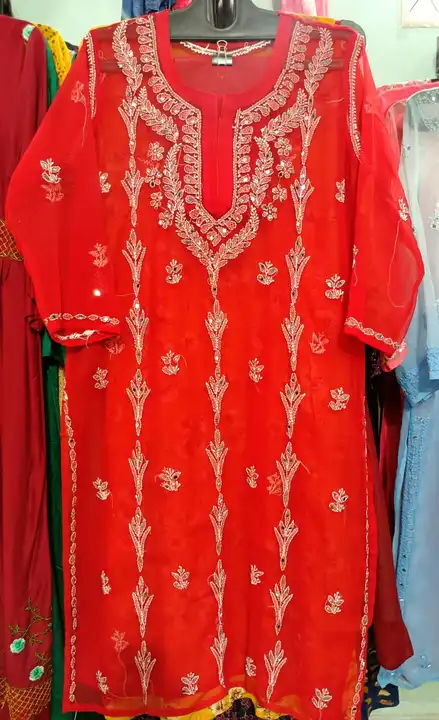 Product uploaded by Arshiya fashion Ledis suit on 5/1/2023