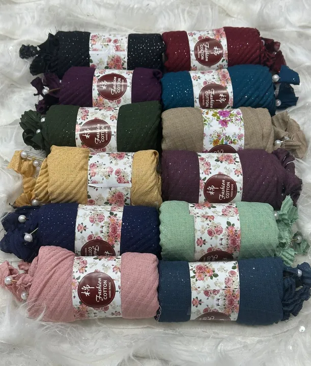 Cotton gentleman hanging hijab uploaded by Zainab_hijab_official  on 5/2/2023