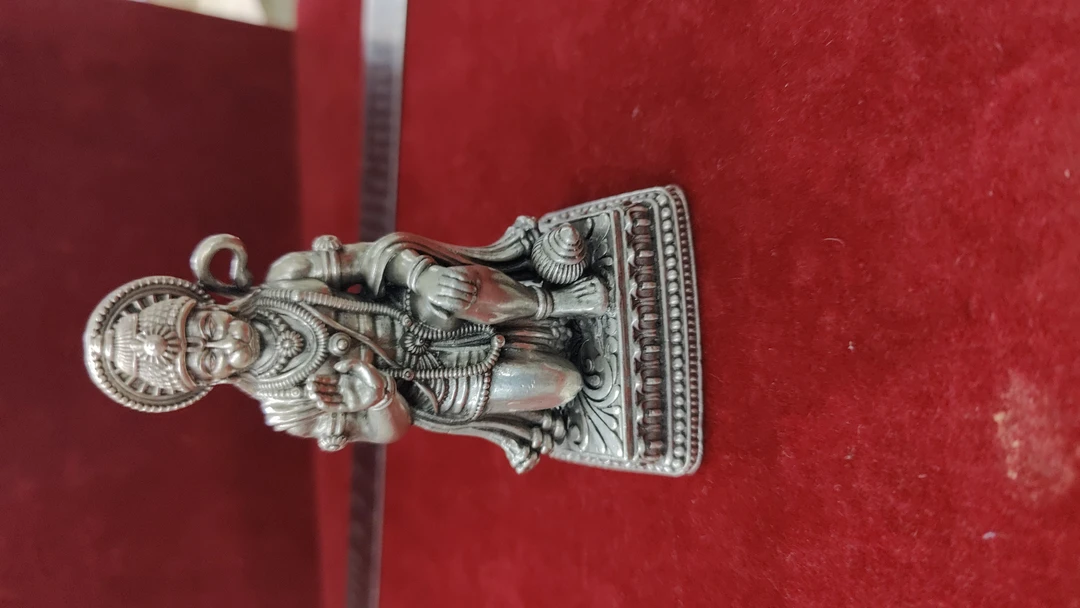 Antique idol uploaded by business on 5/2/2023