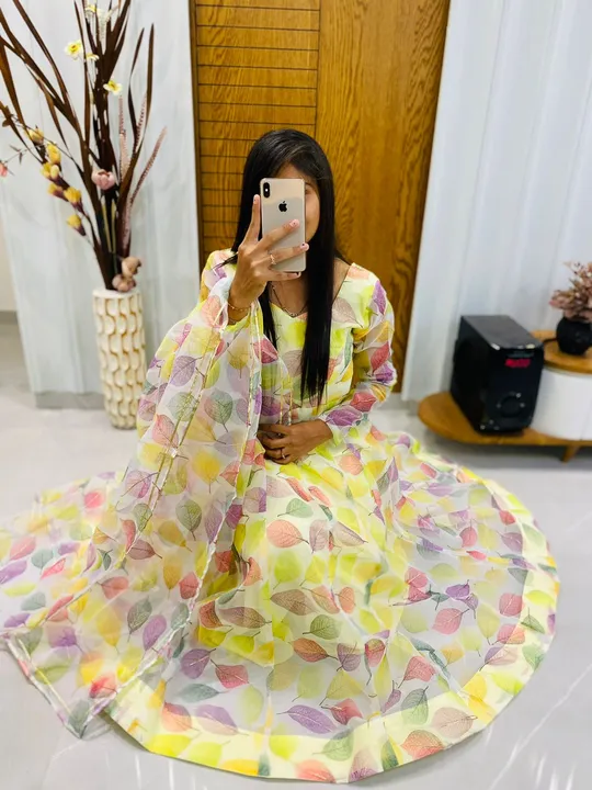 Gown  uploaded by Villa outfit on 5/2/2023