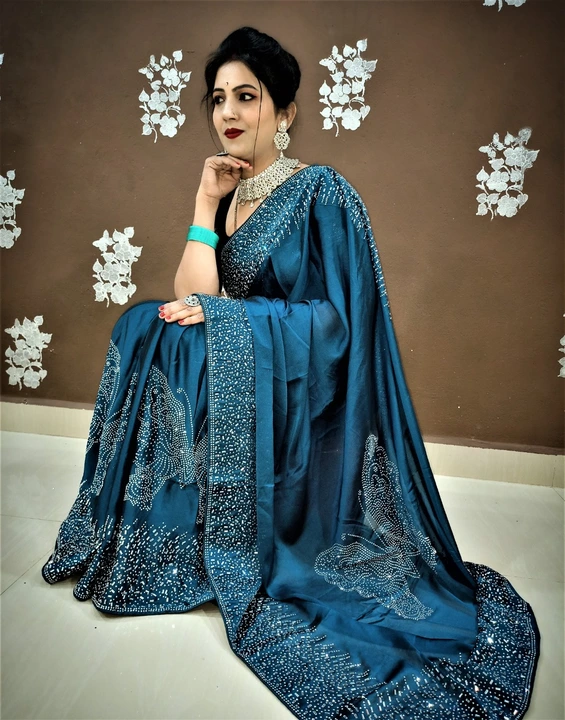 Saree uploaded by Taha fashion online store on 5/2/2023