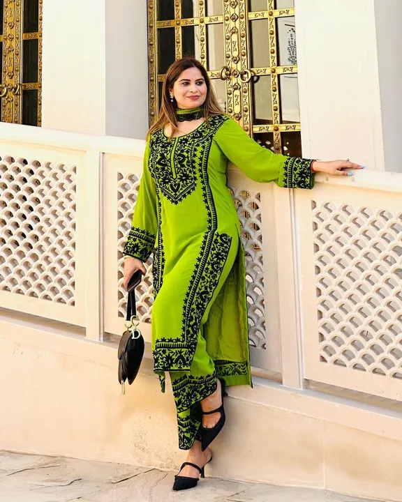 Kurti pent with dupatta uploaded by Taha fashion online store on 5/2/2023