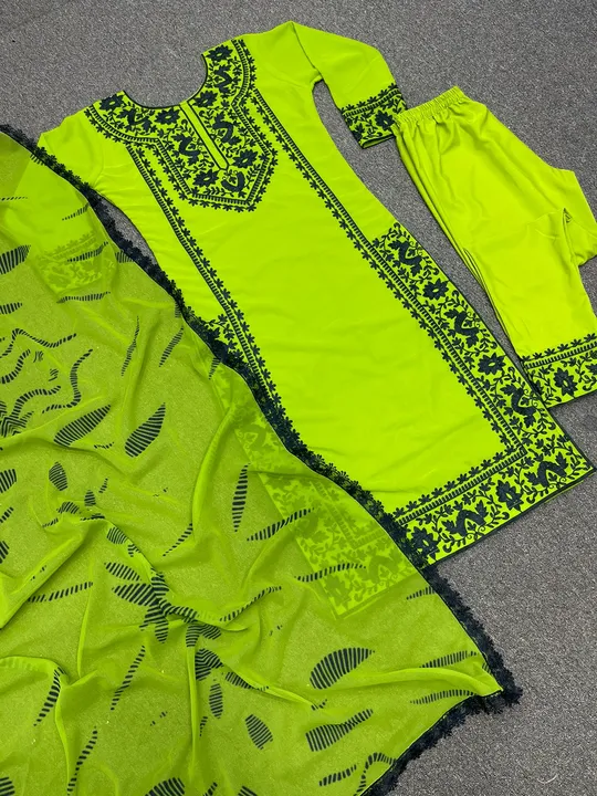 Kurti pent with dupatta uploaded by Taha fashion online store on 5/2/2023