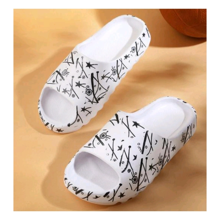 Post image size:
IND-6 (Foot Length Size: 25.3 cm, Foot Width Size: 10 cm) 
IND-7 (Foot Length Size: 25.6 cm, Foot Width Size: 10.1 cm) 
IND-9 (Foot Length Size: 26.7 cm, Foot Width Size: 10.3 cm) 

Country of Origin: India
