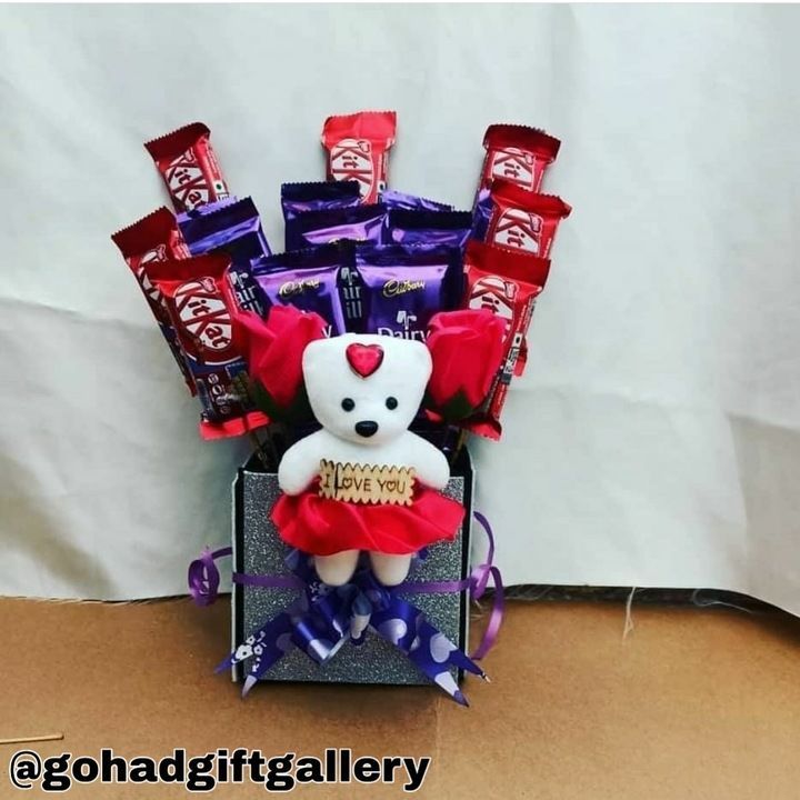 Mini chocolate Box with Teddy  uploaded by Gohadgiftgallery on 3/8/2021