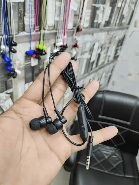 Pouch Earphone  uploaded by Jahanvi Corporation on 5/2/2023
