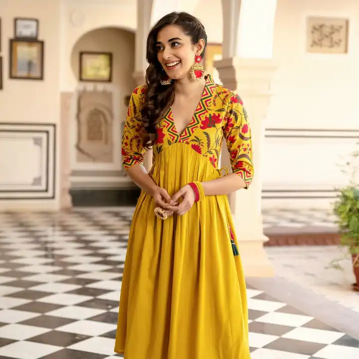 M to XXL, Reyon kurti with Side Pocket uploaded by Online Ladies Dresses on 5/3/2023