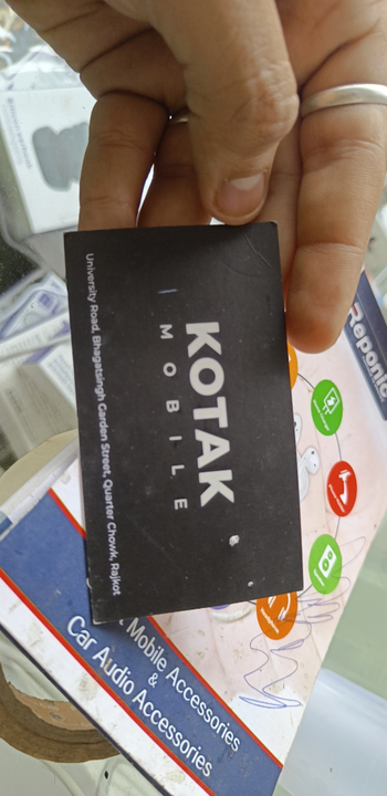Visiting card store images of Kotak Mobile