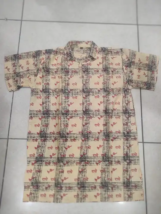 Men’s cotton kurta
Size: M(38),L(40),XL(42),XXL(44)
Length: 27inch
Sleeves: short 
Fabric: cotton
 uploaded by Ganpati handicrafts  on 5/3/2023