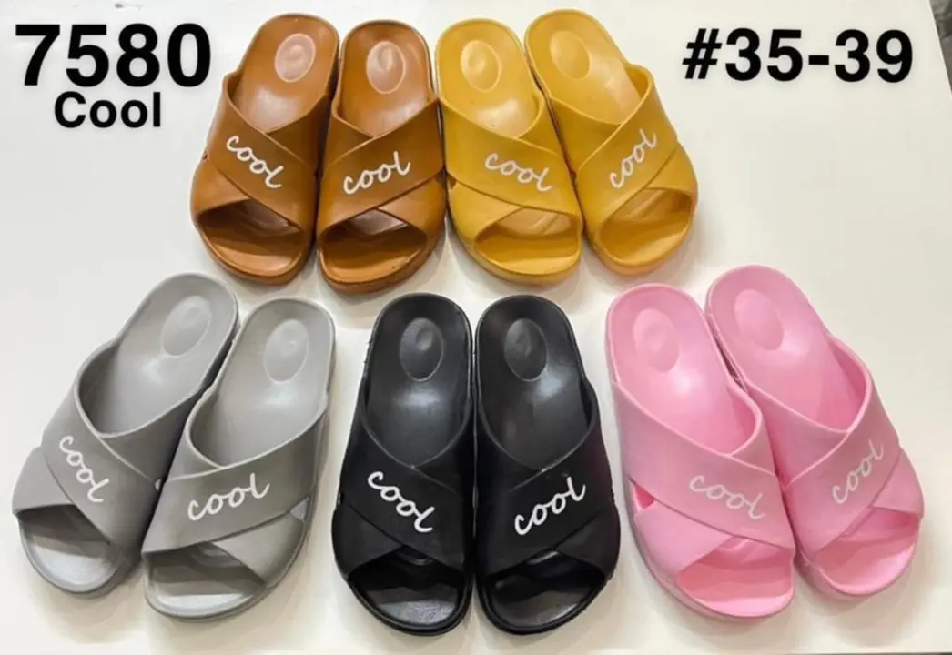 Ladies COOL cross slipper  uploaded by Padangan shoe center on 5/30/2024